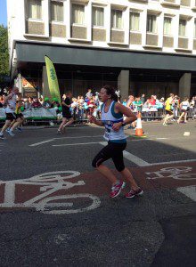 Female runner in Bath half marathon